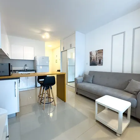 Ground Garden View In Caesar & Spa, Long דירה Perivolia tou Trikomou