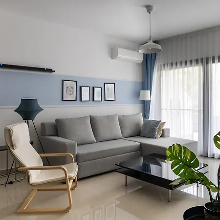 דירה Ground Garden View In Caesar & Spa, Long