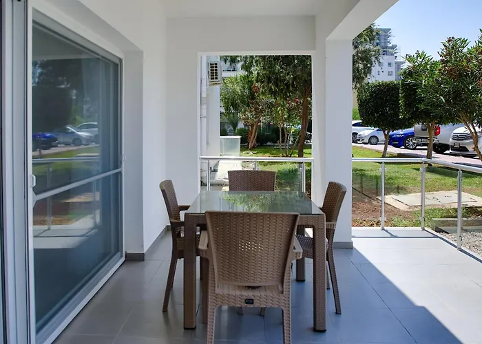 Ground Garden View In Caesar & Spa, Long * Perivolia tou Trikomou