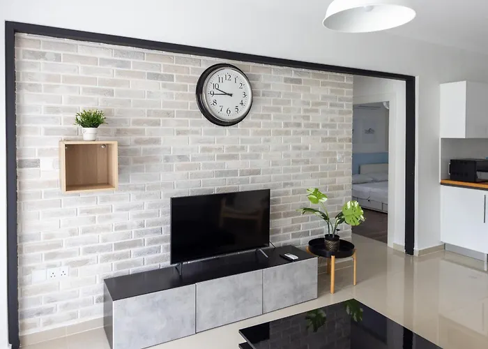 Ground Garden View In Caesar & Spa, Long * Perivolia tou Trikomou